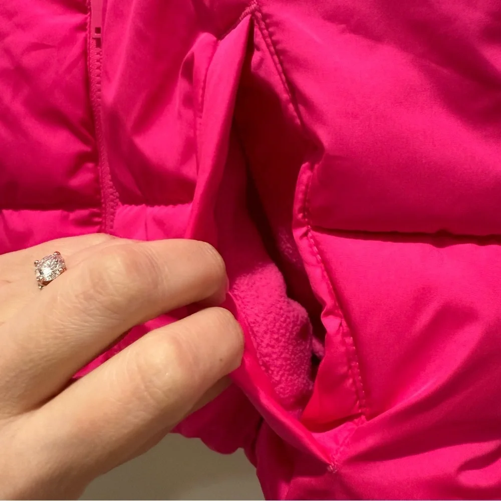 Gap Kids ColdControl Puffer Vest in Sizzling Fuchsia Pink Neon XL